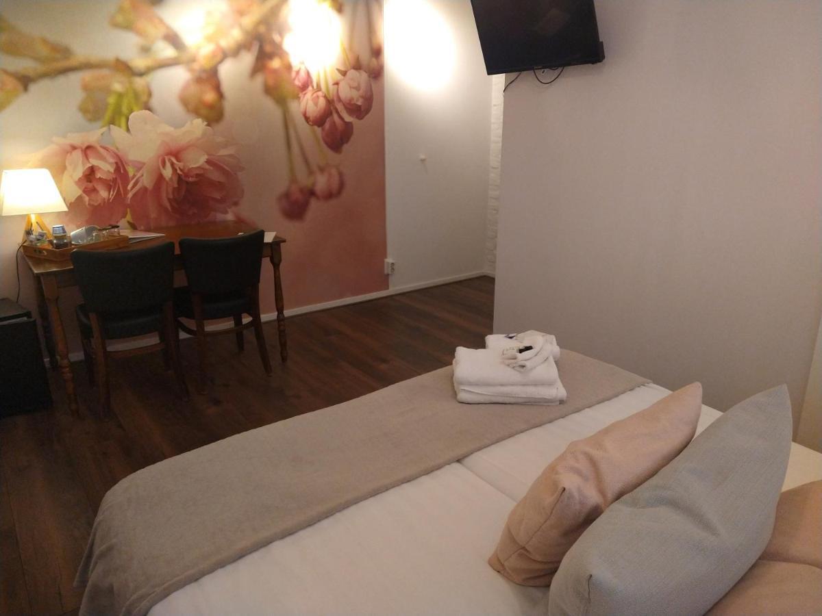 B&B-Hotel De Joremeinshoeve Kaatsheuvel Luaran gambar