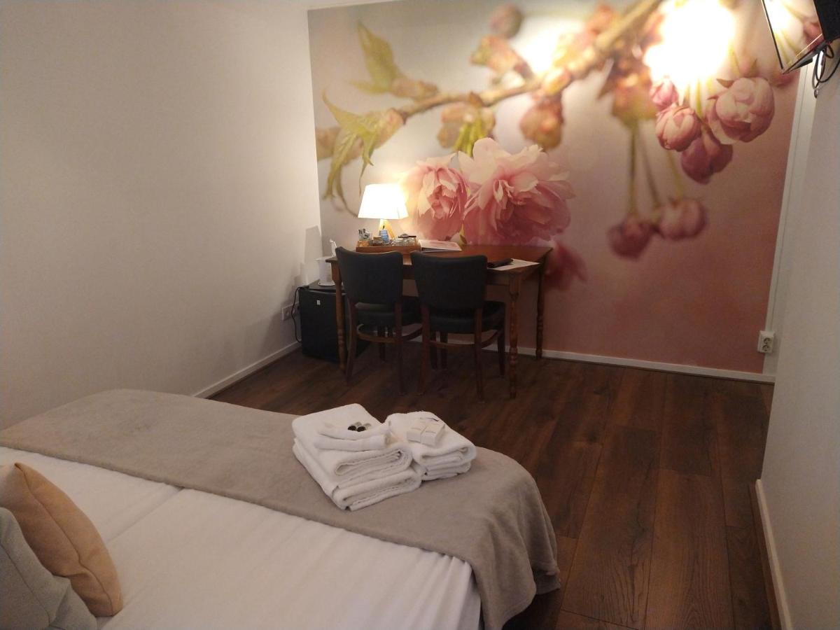 B&B-Hotel De Joremeinshoeve Kaatsheuvel Luaran gambar